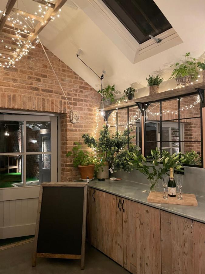 The Walled Garden At Cheshire Boutique Bathhouse Nantwich Dış mekan fotoğraf