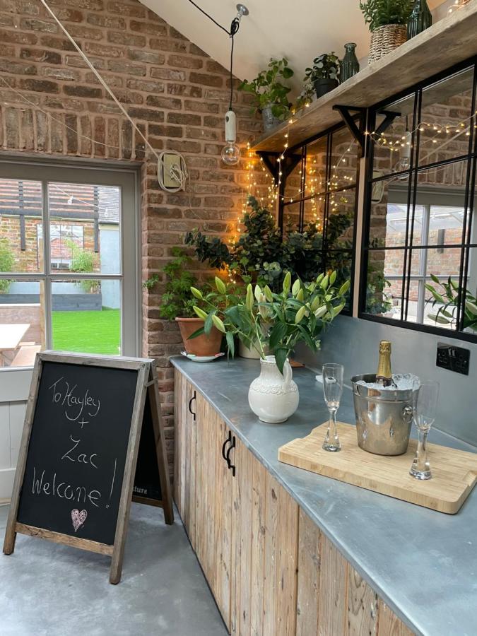 The Walled Garden At Cheshire Boutique Bathhouse Nantwich Dış mekan fotoğraf
