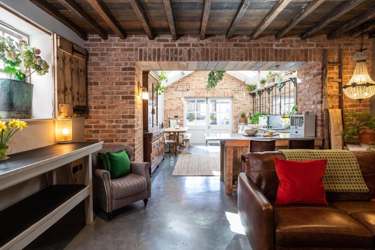The Walled Garden At Cheshire Boutique Bathhouse Nantwich Dış mekan fotoğraf