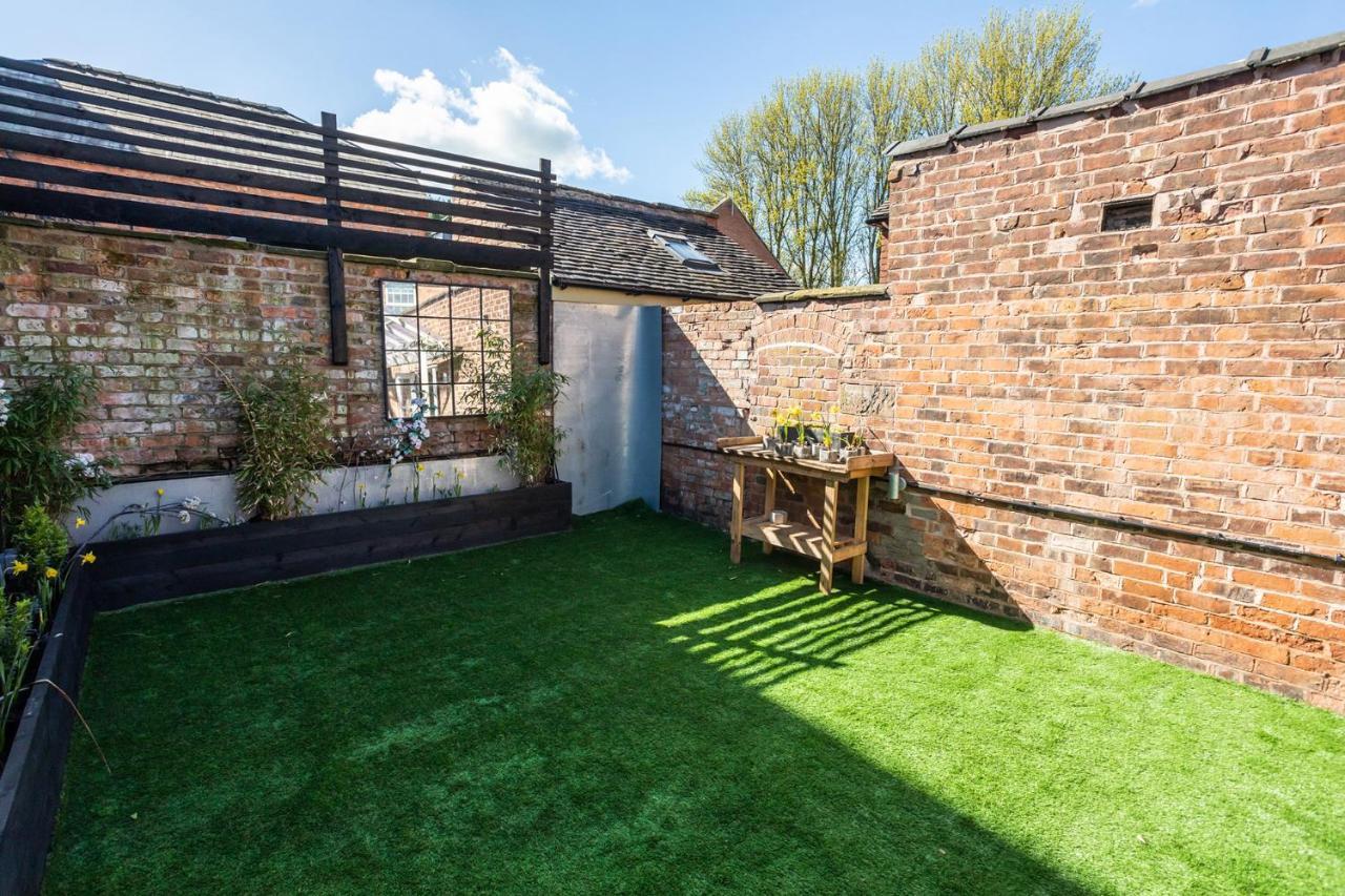 The Walled Garden At Cheshire Boutique Bathhouse Nantwich Dış mekan fotoğraf